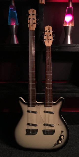 Danelectro doubleneck 6-string/Baritone